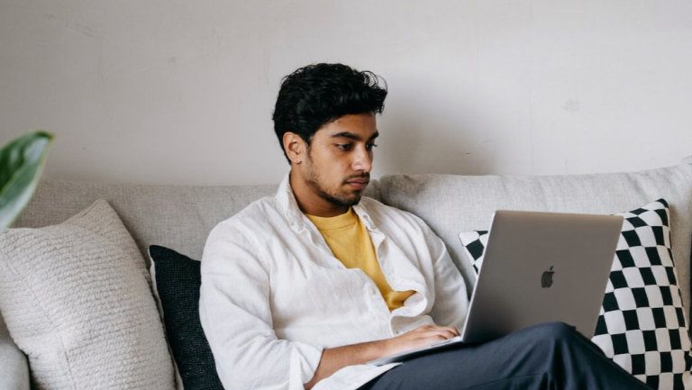 5 Flexible Work from Home Jobs with Day and Night Schedules